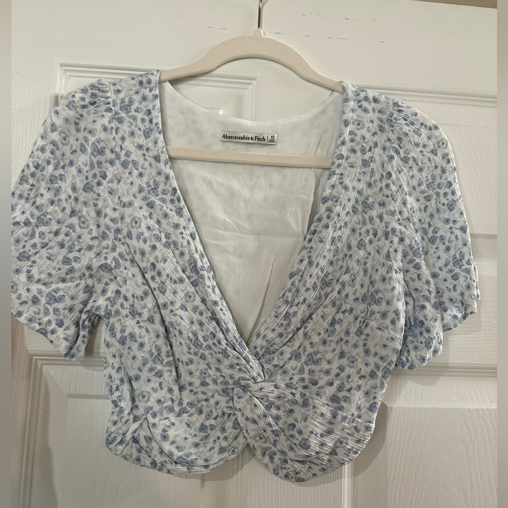 Abercrombie Women’s Crop Top V Neck